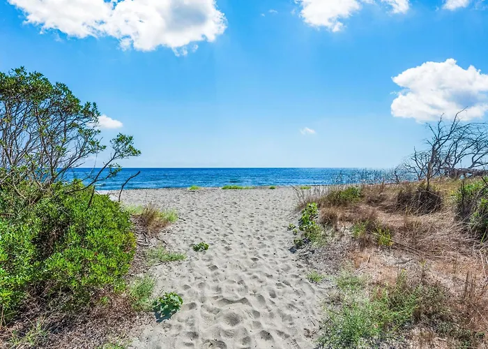 Hébergement de vacances Domaine Punta Della Guardia Maison A Figa Mit Blick Auf By Interhome